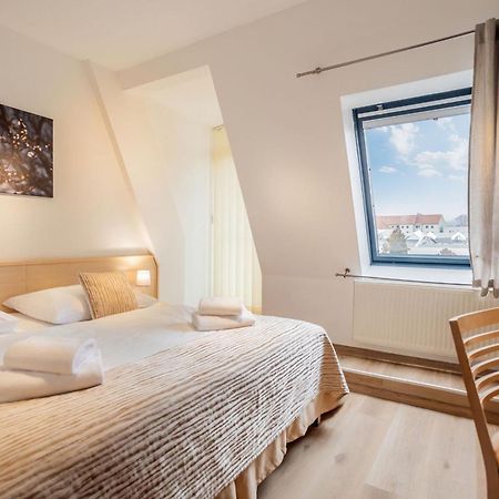 Wine Wellness Hotel Amande Hustopeče Екстериор снимка
